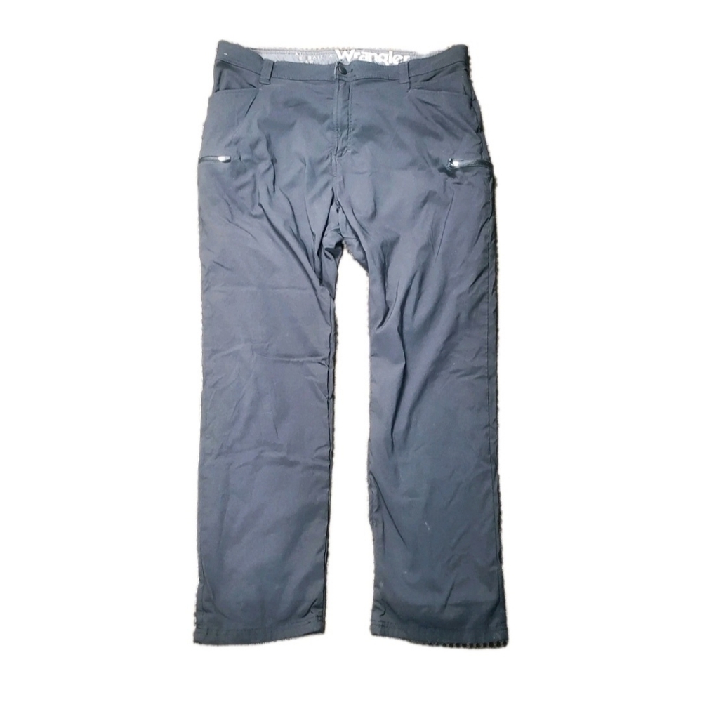 Wrangler ATG Fleece Lined Cargo Pants Mens 40x30 Black Relaxed Fit